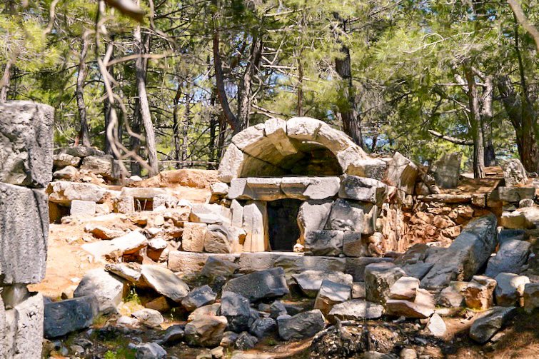 Kadyanda Antik Kenti