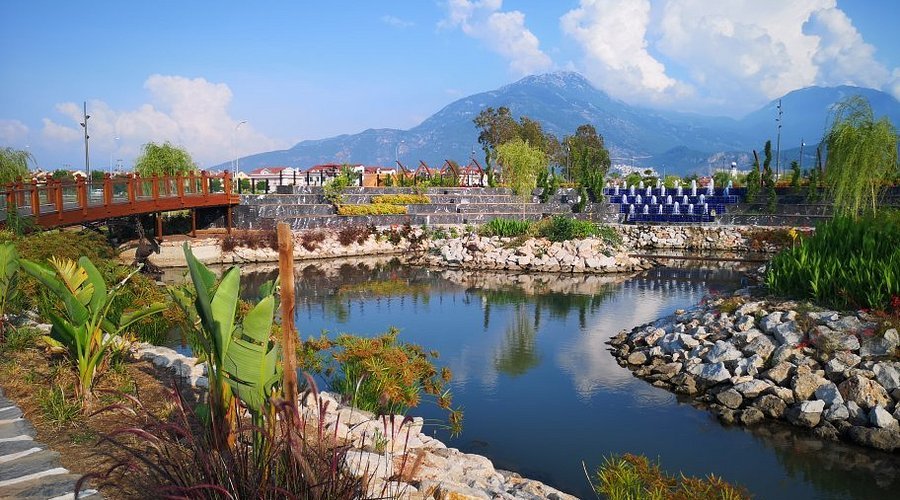 Şehit Fethi Bey Parkı